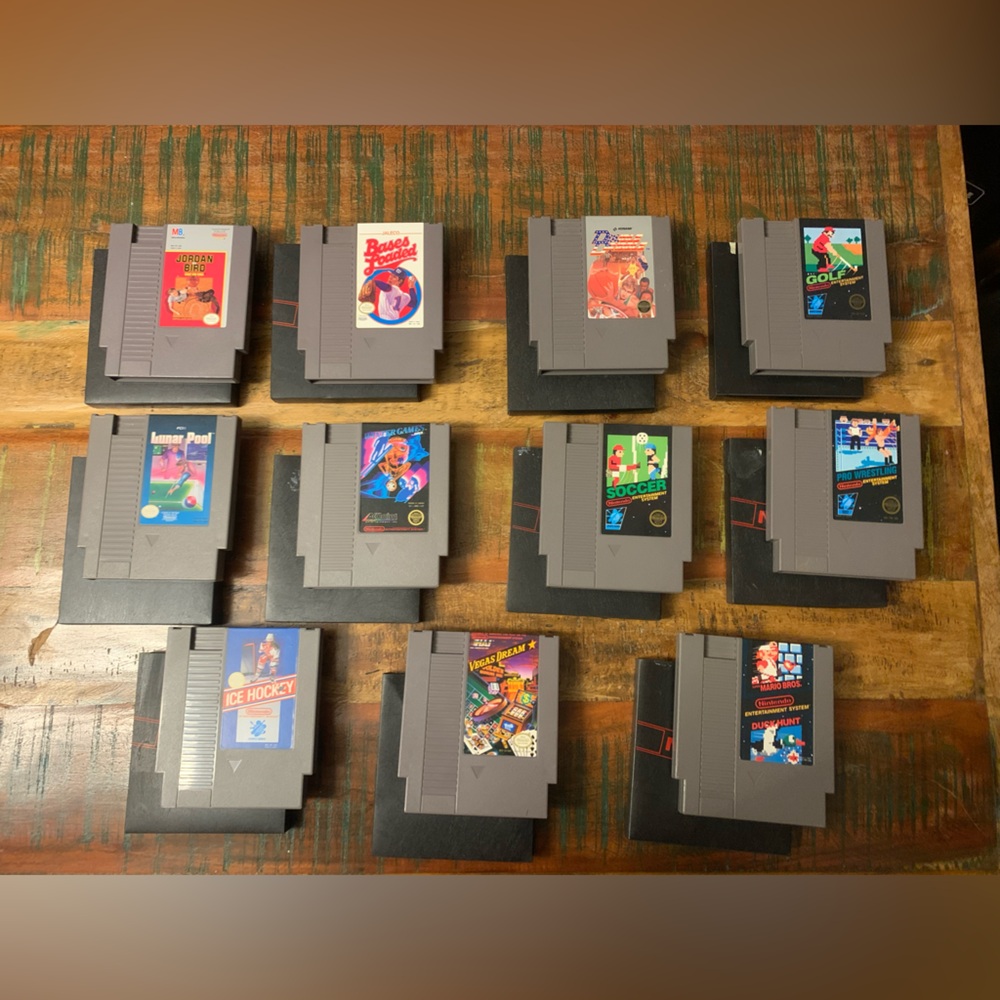 11 NES Vintage Nintendo Video Games Lot Bundle Soccer Mario Golf Vegas Jordan 23